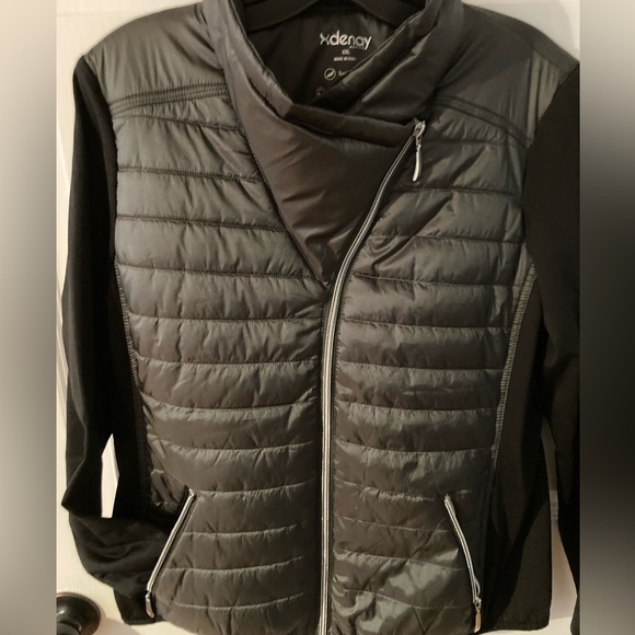 XDenayactive light puff jacket 🧥 - Picture 3 of 8